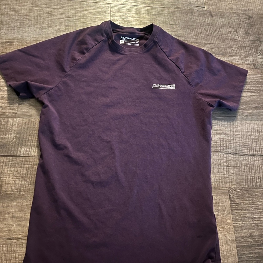 Alphalete Deep Purple Performance Tee